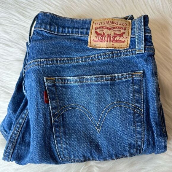 Levi's 501 Blue Straight Leg High Rise Button Fly Jeans Size 31 - Picture 13 of 13